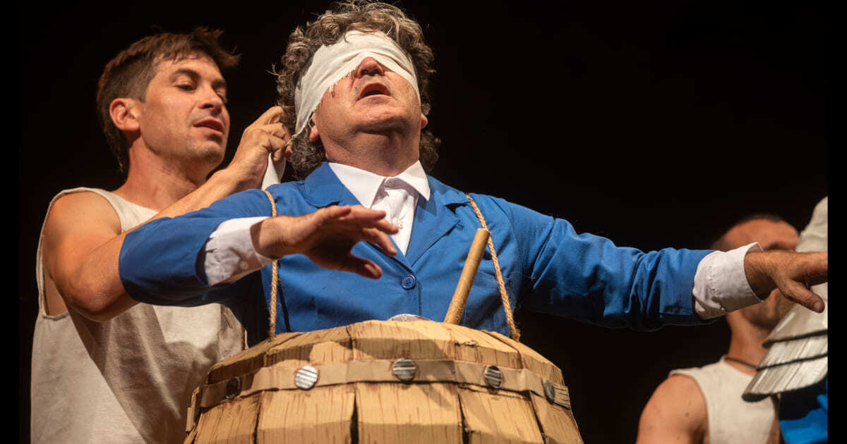 Invitación a circo y clown del Quijote en el Teatro Colsubsidio.